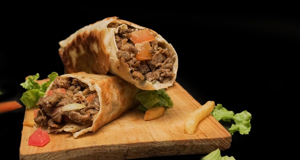 В Казани 33 человека отравились едой из кафе Nan Kebab, 23 попали в больницу